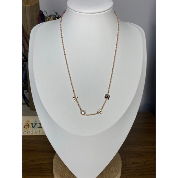 Pura Vida Necklace - Picture 1 of 2